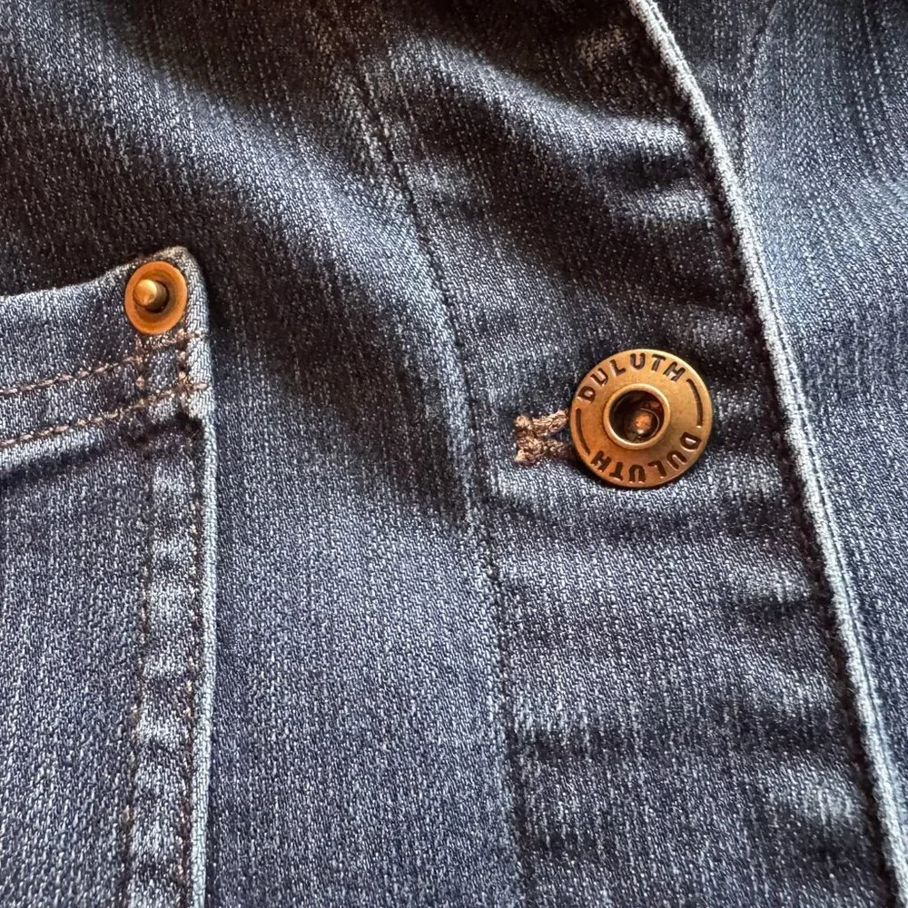 Duluth Trading Co Dark Wash Blue Denim Women's Work Long Sleeve Jumpsuit sz 10R - Picture 12 of 15